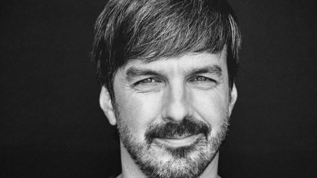 Damien Robitaille en concert intime à Saint-Lazare en décembre 