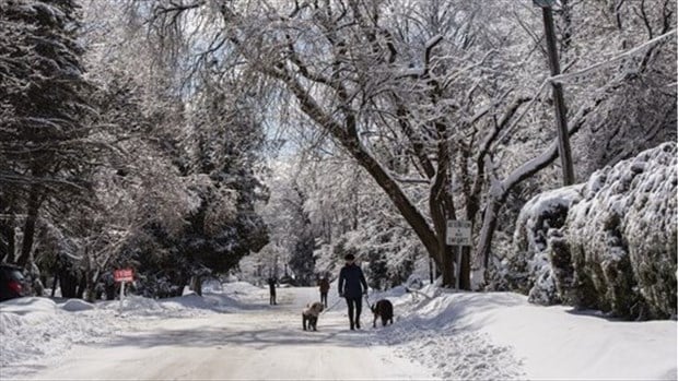 Levée des alertes de pluie verglaçante au Québec: neige attendue à plusieurs endroits