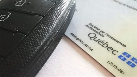 Le permis de conduire coûtera moins cher en 2026 