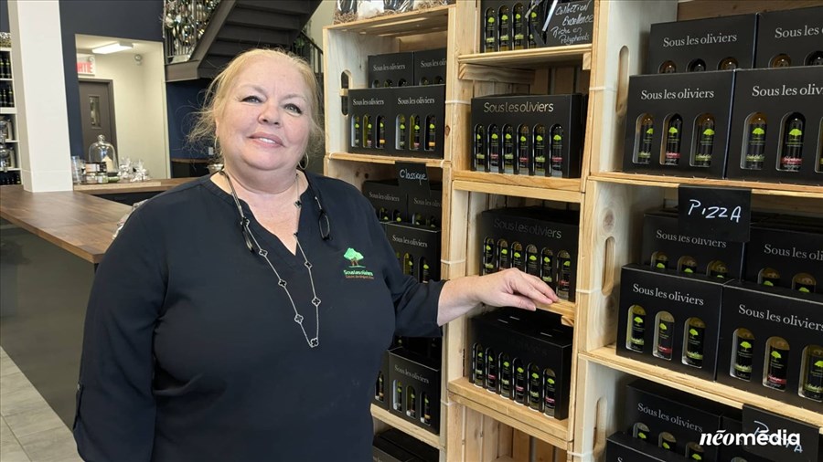 Entre inquiétude et résilience: une commerçante de Dorion s'organise face à la fermeture du pont