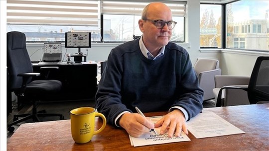 Québec permet à deux bibliothèques d’enrichir leurs collections