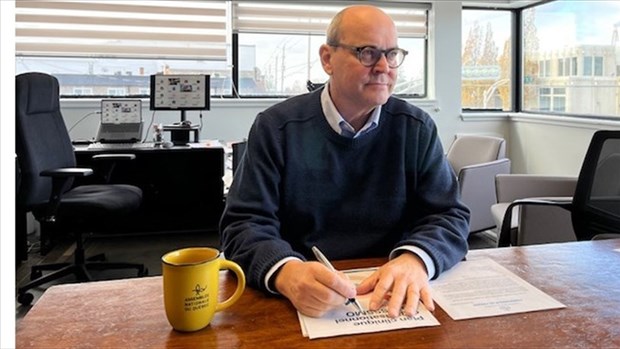 Québec permet à deux bibliothèques d’enrichir leurs collections