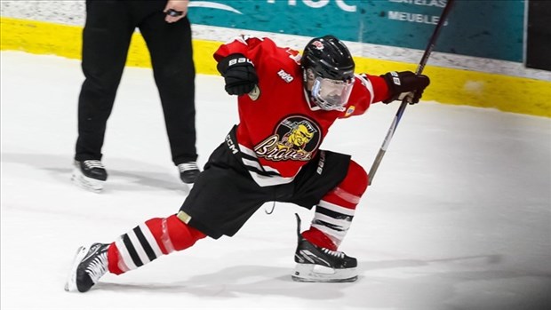 Les Braves infligent une deuxième défaite au Collège français 