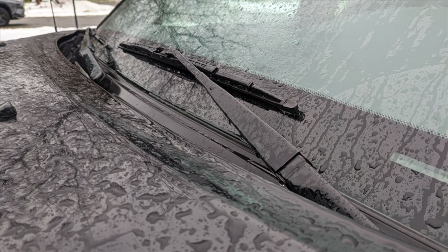 Relever ses essuie‑glaces en hiver : une mauvaise idée