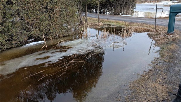 Rigaud : un résident demande des interventions pour un fossé qu'il juge inadéquat