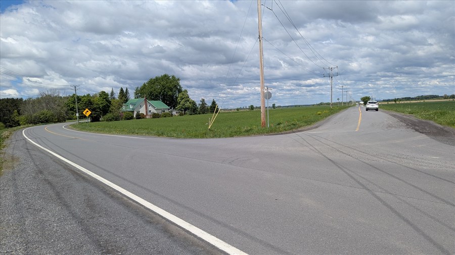 Un homme lutte pour sa vie après une collision vélo VS auto 