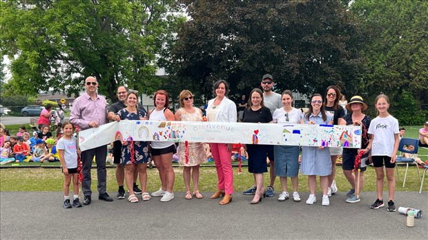 L’école Saint-Urbain inaugure sa cour d’école revitalisée