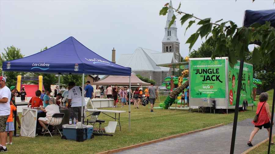 C’est la fête au village des Cèdres
