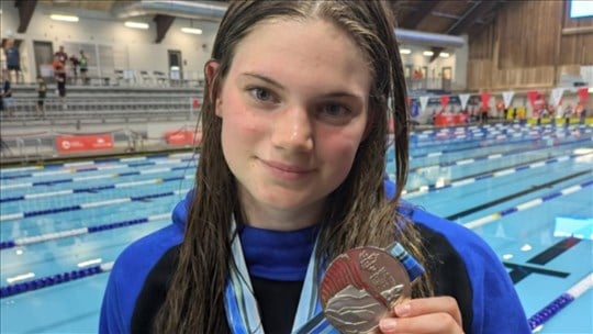 Une médaille supplémentaire pour une nageuse d'Hudson 