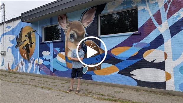 L'artiste-peintre Claude Thivierge est fier d'embellir sa communauté 