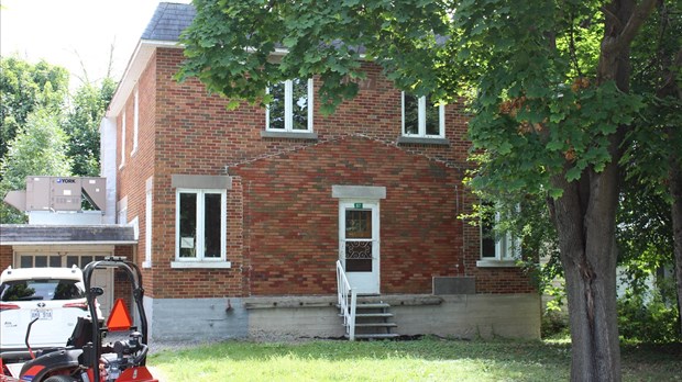 Pointe-des-Cascades contrainte de repousser son projet d’hôtel de ville