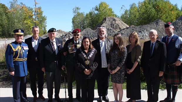 Sainte-Anne-de-Bellevue inaugure la rue Léo-Major