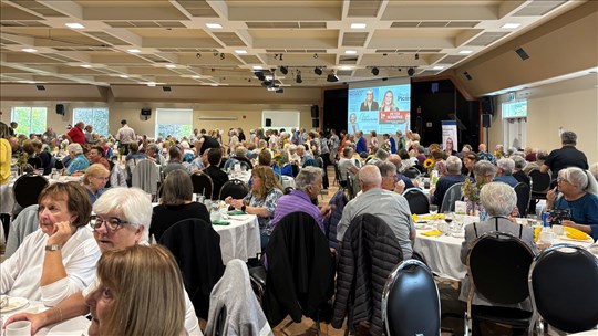 Un dîner-dansant rassemble 320 aînés à L’Île-Perrot