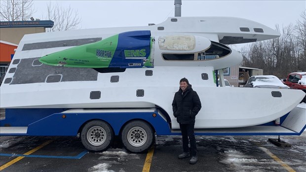 Le pilote Campivallensien Denis Rousse de retour en classe Pro Hydro 