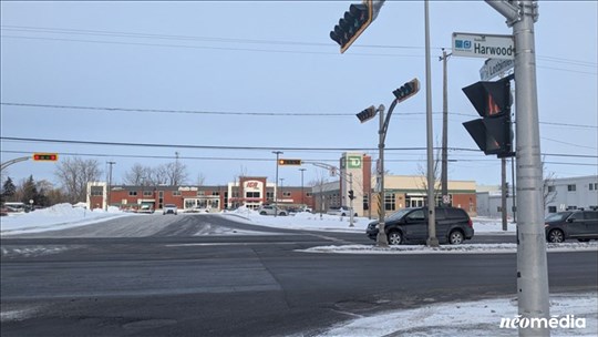Boulevard Harwood: une interdiction de virage à droite bientôt retirée? 