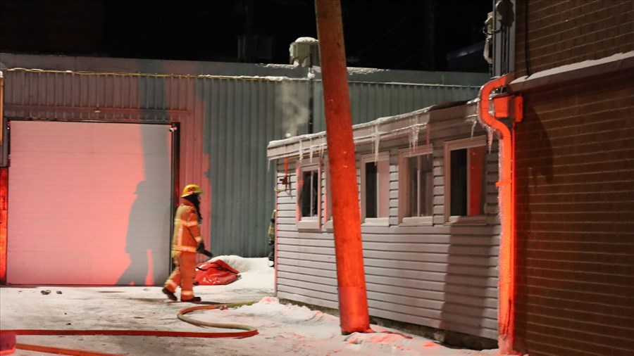 Un incendie a occupé les sapeurs de Valleyfield ce vendredi soir 