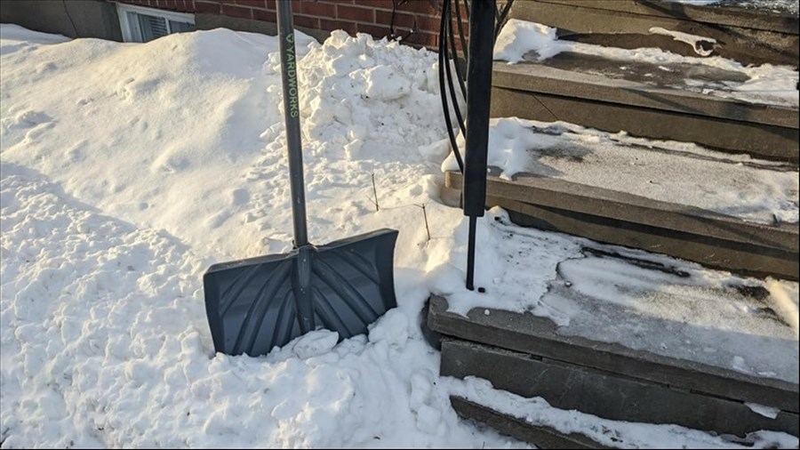 Pelleter la neige de manière sécuritaire pour le cœur