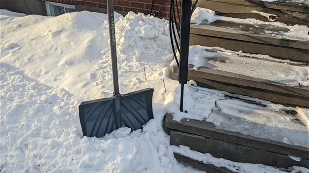 Comment bien protéger son chez soi lors de tempête hivernale? 