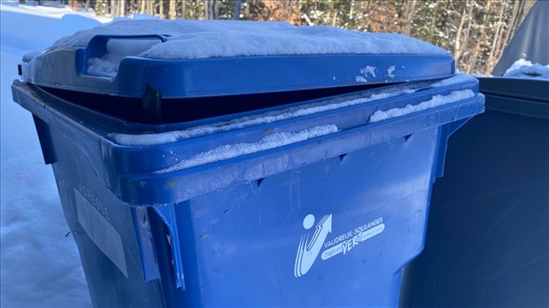 Bac bleu : pourquoi est-il ramassé aux deux semaines désormais? 