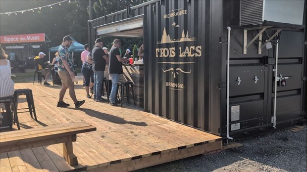 La Ville renouvelle son entente avec la microbrasserie Trois-Lacs