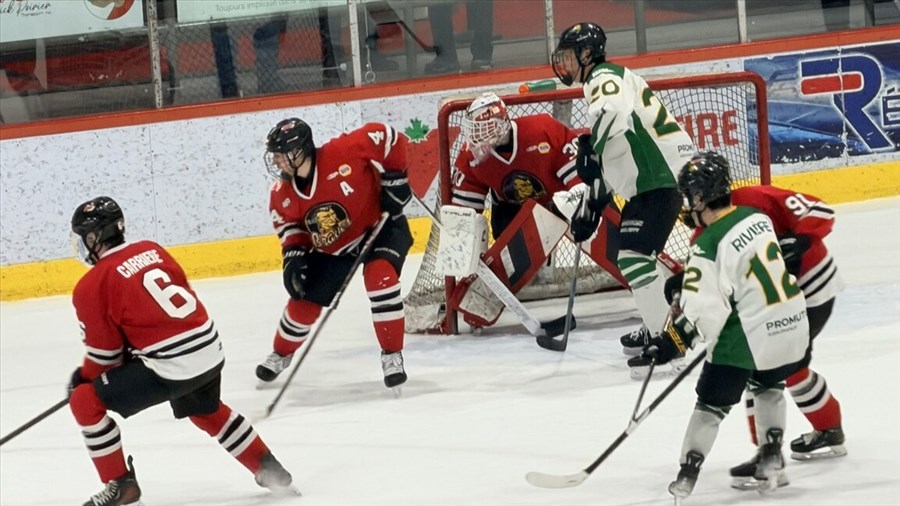 Les Braves concluent la saison en force devant leurs partisans