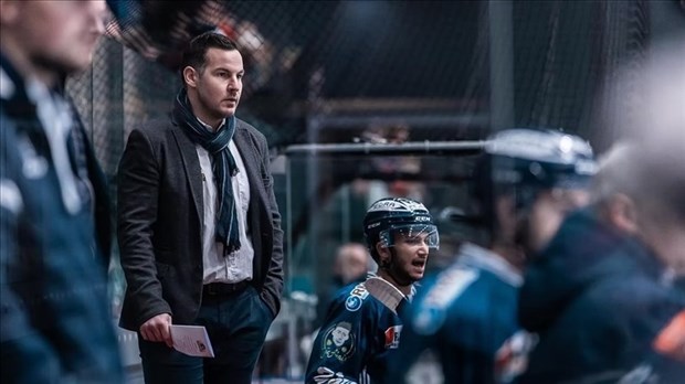 Jonathan Lafrance, de retour derrière le banc d’une équipe de hockey