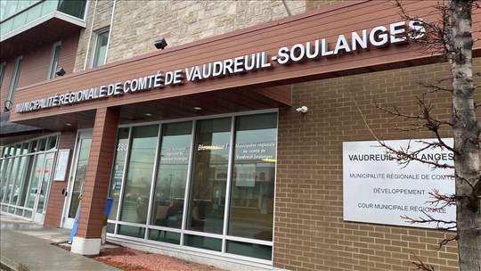 La MRC revoit les salaires des élus à la baisse