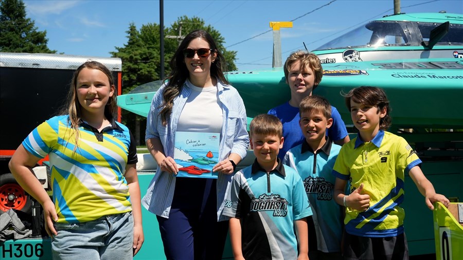 Un premier livre à colorier officiel pour les Régates de Valleyfield 