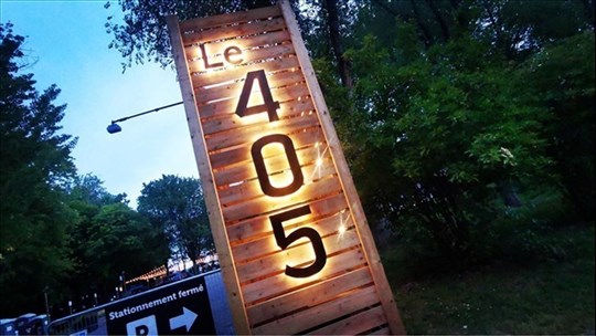 Ajustements apportés au stationnement du parc Le 405 en période estivale 