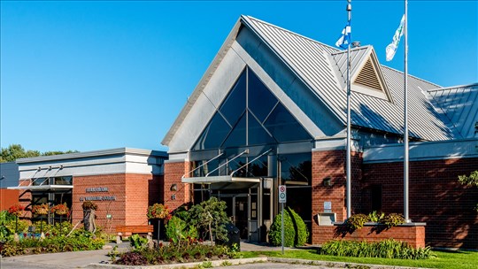 L’ancienne bibliothèque devient officiellement la Maison de la culture