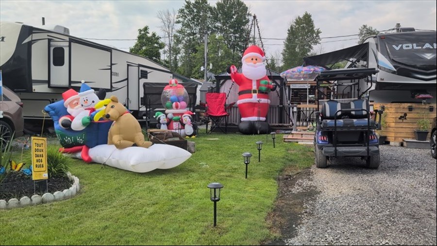 Célébrez-vous le Noël des campeurs ?