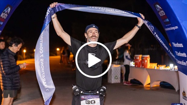 Parcourir le monde à la course par solidarité