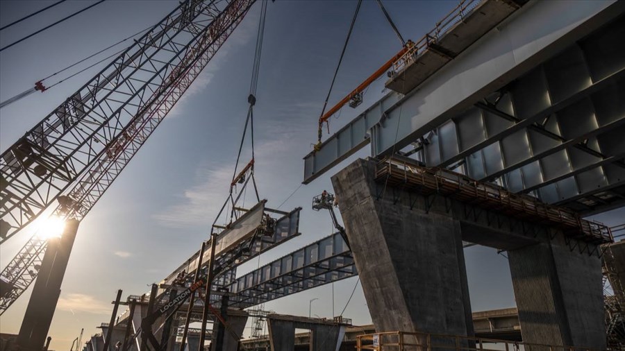 La charpente métallique du nouveau pont est terminée 