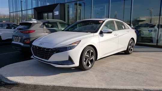 Elantra 2021 : Maintenant disponible en version hybride