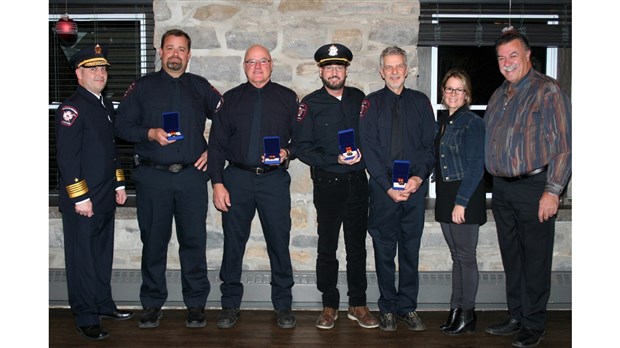 Quatre pompiers de Saint-Louis-de-Gonzague sont récompensés 