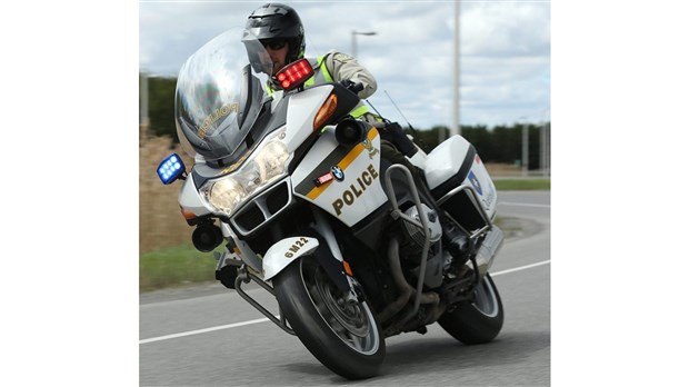 Motocyclistes sur la route : la prudence est de mise