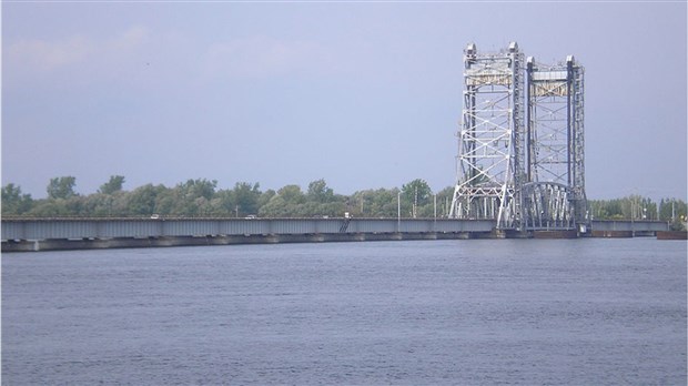 Inspections au pont Larocque de Salaberry-de-Valleyfield les 9 et 10 octobre 