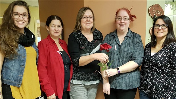 Contrer la violence faite aux femmes par une rose le 6 décembre prochain à Salaberry-de-Valleyfield 