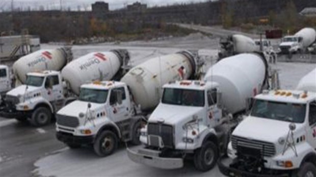 Les conducteurs de bétonnière du Grand Montréal expriment leur mécontentement 