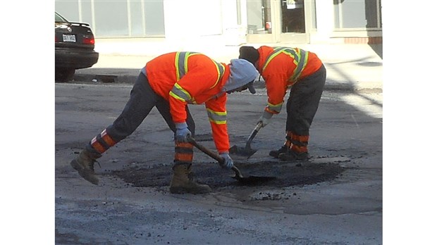 La Ville de Salaberry-de-Valleyfield  s’attaque aux nids-de-poule sur son territoire  