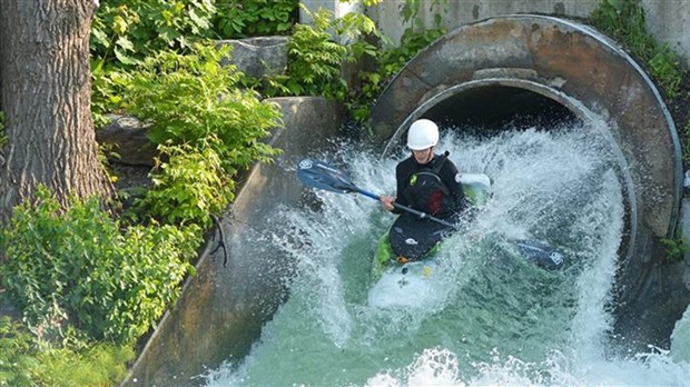 Un Campivallensien passionné de kayak extrême va représenter le Canada en Italie 