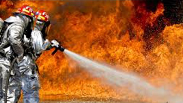 Les pompiers de Sainte-Martine reçoivent un simulateur de feu à gaz propane  