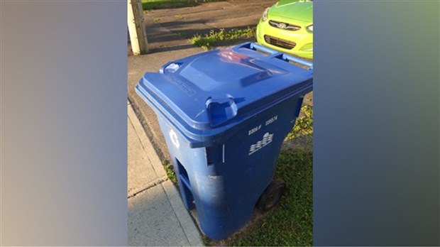 200 couvercles de bacs bleus disponibles à l’Écocentre de Salaberry-de-Valleyfield  