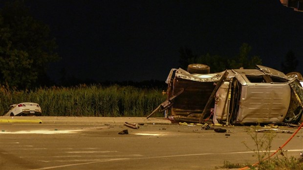 Une autopatrouille est impliquée dans une collision à Salaberry-de-Valleyfield  