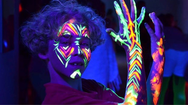 Ce samedi, le fluo sera à l'honneur au dernier samedi dansant 