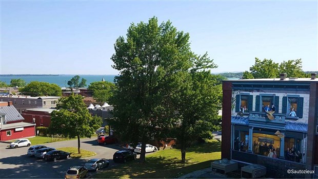 Beauharnois inaugure une fresque pour souligner ses 150 ans d’histoire 