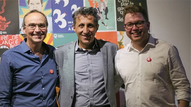 Québec solidaire promet de réduire de moitié les tarifs du transport en commun 