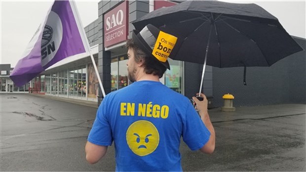 Une action à Salaberry-de-Valleyfield à l’occasion de la grève-surprise de la SAQ 