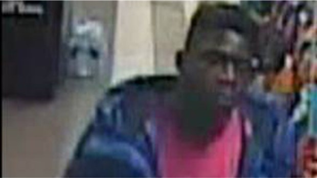 Voie de fait suivi d'un délit de fuite : le SPVM cherche à identifier deux suspects