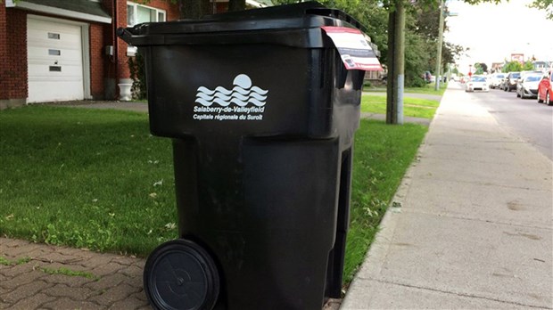 La Ville de Salaberry-de-Valleyfield passe à la collecte des déchets aux deux semaines  ce vendredi 